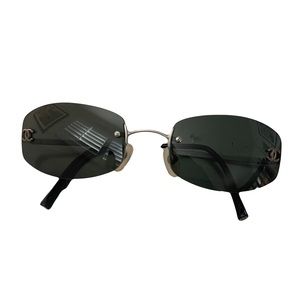 Chanel wire sunglasses 90s Kylie Jenner Paris Hilton